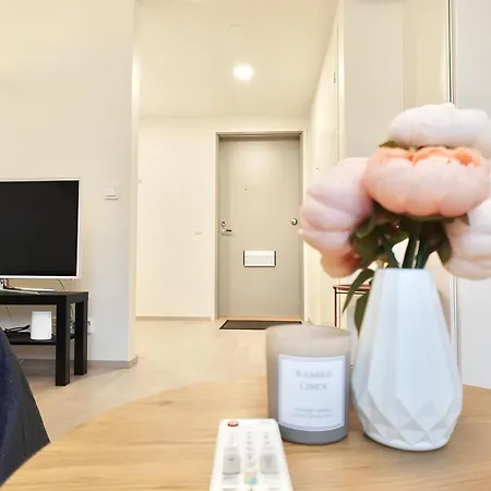 Flamingo Studio, Free Parking, 2 Min To Airport And *